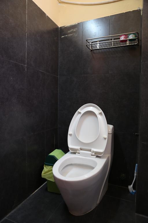 Budget Hostel Хошимин Экстерьер фото