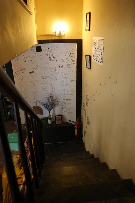 Budget Hostel Хошимин Экстерьер фото